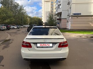 2009 Mercedes-Benz E-Класс 350 IV (W212, S212, C207), белый, 1350000 рублей, вид 5