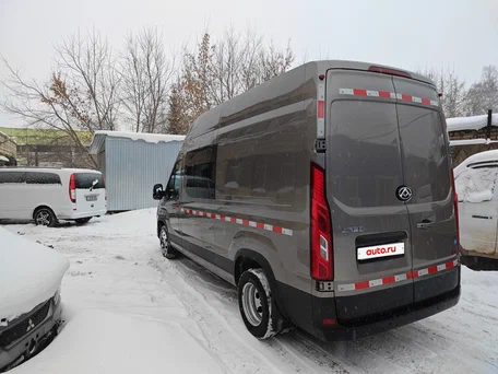 2024 Maxus V90, серый, 7500000 рублей, вид 3