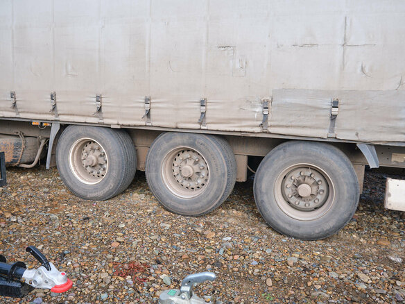2010 Scania G-series, чёрный, 3000000 рублей - вид 28