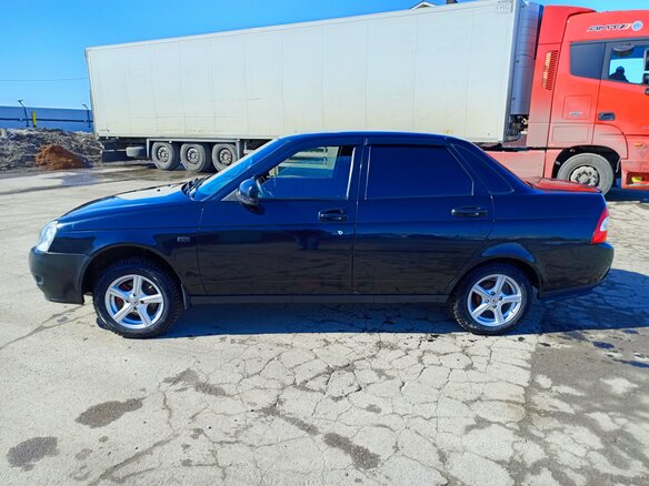 2011 Lada (ВАЗ) Priora I, чёрный, 460000 рублей - вид 4