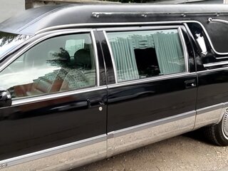 1994 Cadillac Fleetwood II, чёрный, 1500000 рублей, вид 1