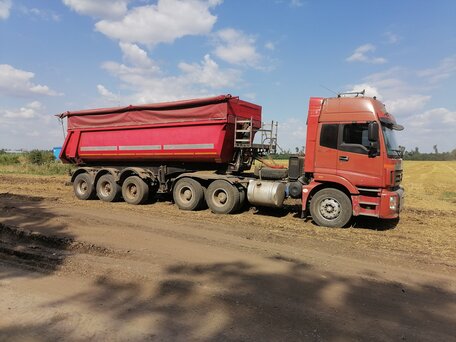 2011 Foton Auman BJ41xx, красный, 700000 рублей, вид 1