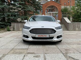 2016 Ford Fusion (North America) II Рестайлинг, белый, 2080000 рублей, вид 2