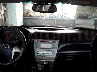 2008 Toyota Camry VI (XV40), серебристый, 1500000 рублей, вид 2