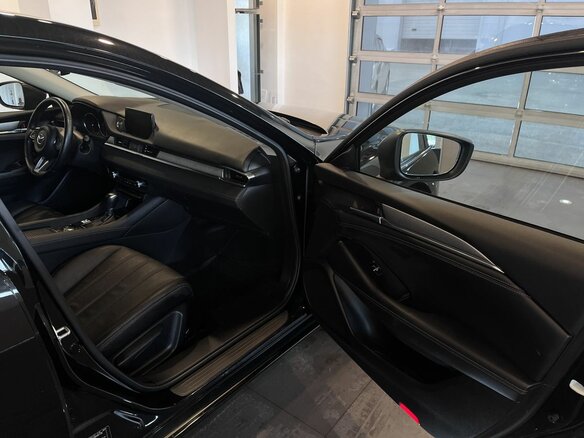 2020 Mazda 6 III (GJ) Рестайлинг 2, чёрный, 2190000 рублей - вид 25