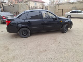 2012 Lada (ВАЗ) Granta I, чёрный, 300000 рублей, вид 2