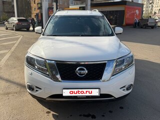 2014 Nissan Pathfinder IV, белый, 2350000 рублей, вид 2