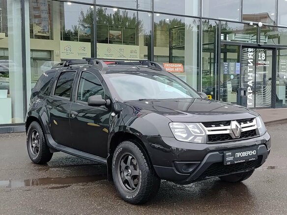 2017 Renault Duster I Рестайлинг, чёрный - вид 2