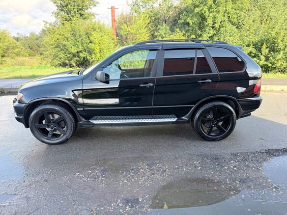 2001 BMW X5 3.0i I (E53), чёрный - вид 5