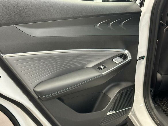 2026 Geely Cityray, голубой - вид 9