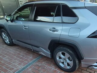 2019 Toyota RAV4 V (XA50), серый, 2690000 рублей, вид 2