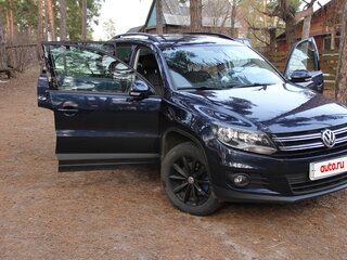 2016 Volkswagen Tiguan I Рестайлинг, синий, 1799500 рублей, вид 3