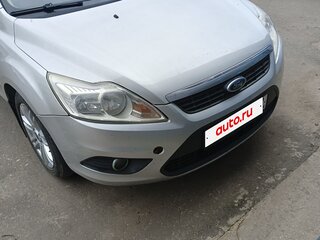 2010 Ford Focus II Рестайлинг, серебристый, 460000 рублей, вид 3