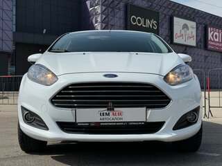 2016 Ford Fiesta Mk6 Рестайлинг, белый, 1097000 рублей, вид 4