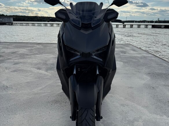 2025 Yamaha XMAX, чёрный, 760000 рублей - вид 11