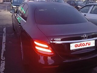 2018 Mercedes-Benz E-Класс 200 V (W213, S213, C238), чёрный, 1950000 рублей, вид 5