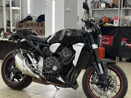 2018 Honda CB 1000R, чёрный, 1300000 рублей, вид 3