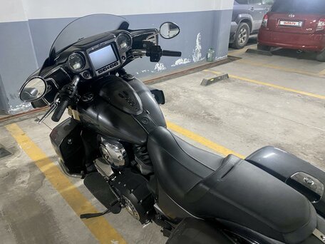 2018 Indian Chieftain, серый, 1700000 рублей, вид 3