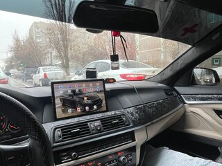 2010 BMW 5 серии 523i VI (F10/F11/F07), чёрный, 1550000 рублей, вид 3