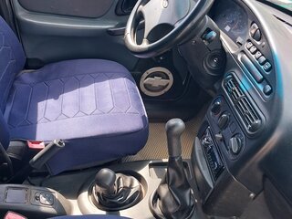 2003 Chevrolet Niva I, серебристый, 260000 рублей, вид 4