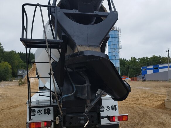 2008 Sinotruk Howo HW76, белый, 2500000 рублей - вид 5