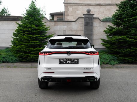 2026 Changan UNI-Z, белый, 2390000 рублей, вид 5