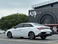 2023 Hyundai Elantra VII (CN7) Рестайлинг, белый - вид 6