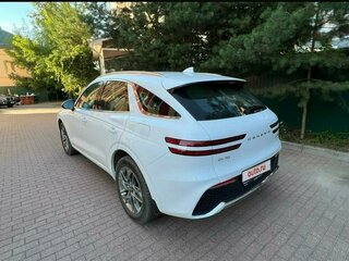 2021 Genesis GV70 I, белый, 7500000 рублей, вид 3