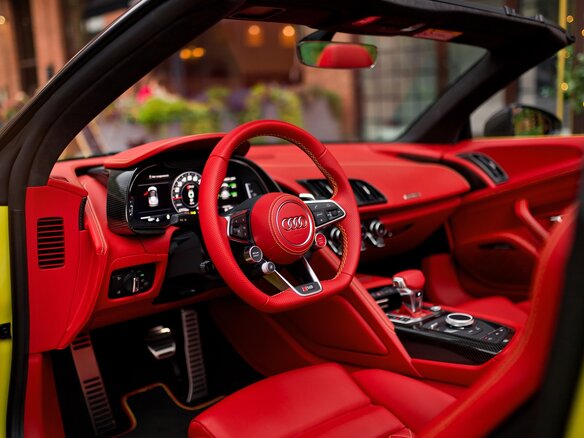 2019 Audi R8 V10 performance II (4S) Рестайлинг, жёлтый, 21500000 рублей - вид 11