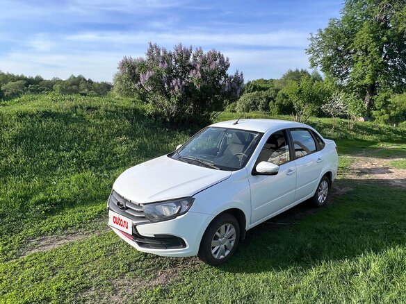 2022 Lada (ВАЗ) Granta I Рестайлинг, белый, 620000 рублей - вид 1
