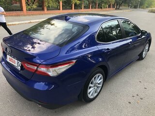 2021 Toyota Camry VIII (XV70) Рестайлинг, синий, 2700000 рублей, вид 5