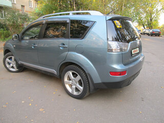 2007 Mitsubishi Outlander II, серый, 1200000 рублей, вид 3