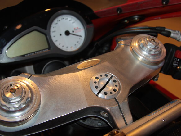 2005 MV Agusta F4 1000, красный - вид 9