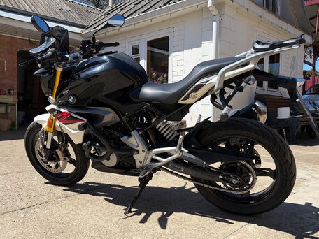 2019 BMW G 310 R, чёрный, 480000 рублей, вид 3