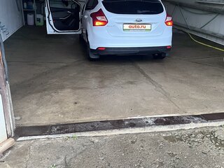 2012 Ford Focus III, белый, 600000 рублей, вид 3