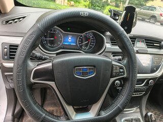 2019 Geely Emgrand 7 I Рестайлинг, серебристый, 615000 рублей, вид 4