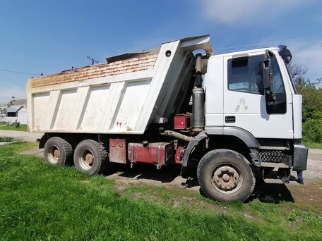 2005 Iveco Trakker, белый, 2150000 рублей, вид 2