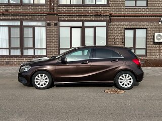 2014 Mercedes-Benz A-Класс 180 III (W176), коричневый, 1150000 рублей, вид 4