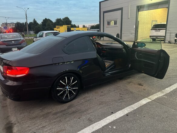 2007 BMW 3 серии 325i V (E90/E91/E92/E93), чёрный, 859000 рублей - вид 4