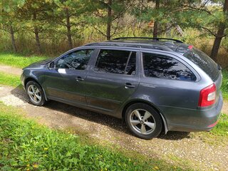 2011 Skoda Octavia II (A5) Рестайлинг, серый, 900000 рублей, вид 4