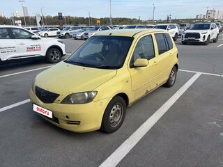 Mazda Demio II (DY)