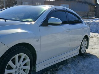 2010 Mazda 6 II (GH) Рестайлинг, белый, 800000 рублей, вид 3