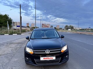 2011 Volkswagen Tiguan I Рестайлинг, чёрный, 1490000 рублей, вид 1