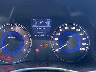 2014 Hyundai Solaris I Рестайлинг, чёрный, 915000 рублей, вид 5