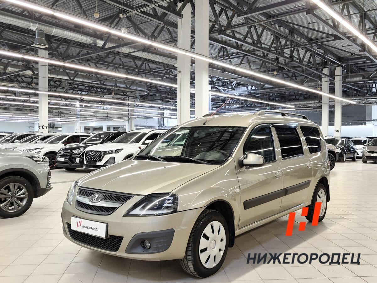 Открыть фотографии: Lada (ВАЗ) Largus I