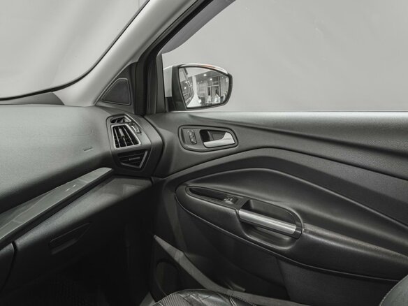 2016 Ford Kuga II, белый - вид 28