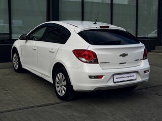 2012 Chevrolet Cruze I, белый, 680000 рублей, вид 3