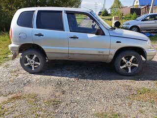 2008 Chevrolet Niva I, серебристый, 350000 рублей, вид 3