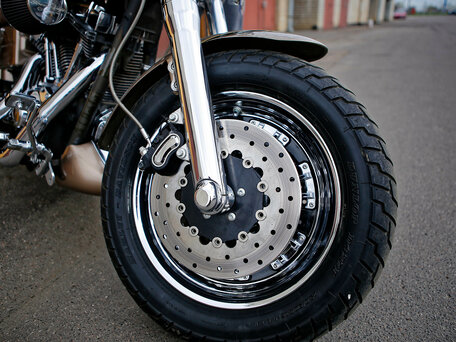 2010 Harley-Davidson CVO, золотистый, 2110188 рублей, вид 2