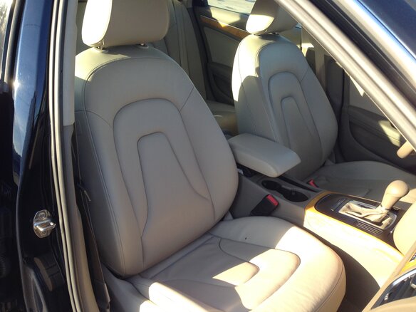 2010 Audi A4 6-speed IV (B8), синий - вид 11